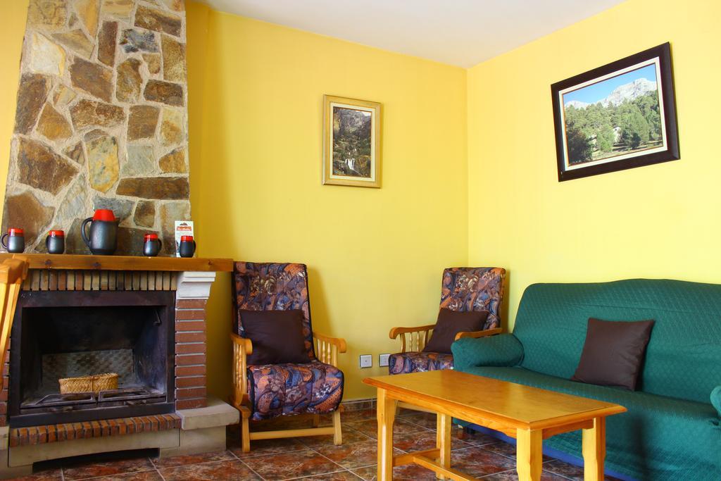 Residencial Los Robles Arroyo Frio Zimmer foto